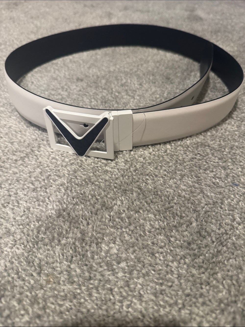 CALLAWAY V-BUCKLE White MENS BELT SIZE 34